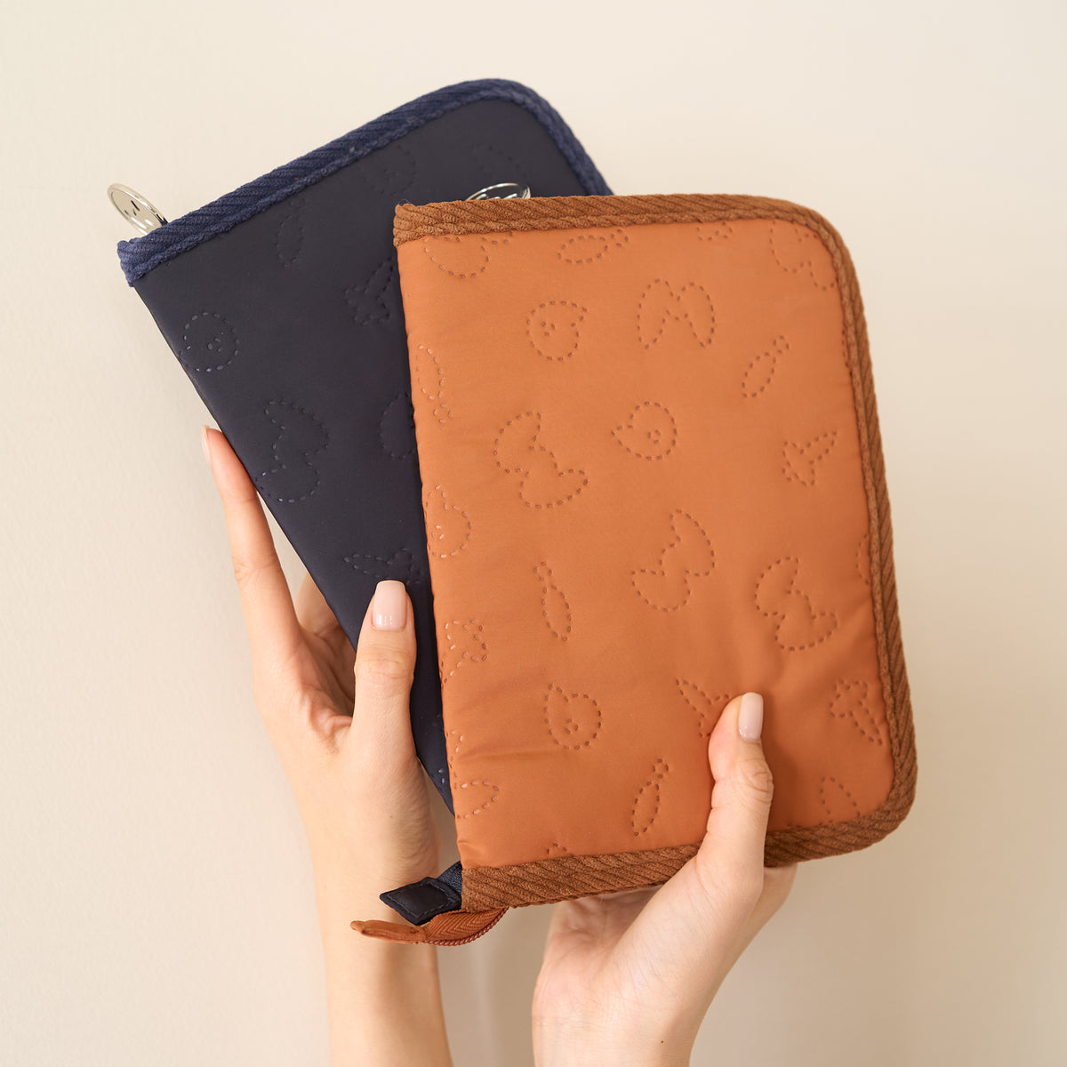 mamita 母子手帳ケース - ネイビー&ブルー ピンストライプ – mamita-mamita