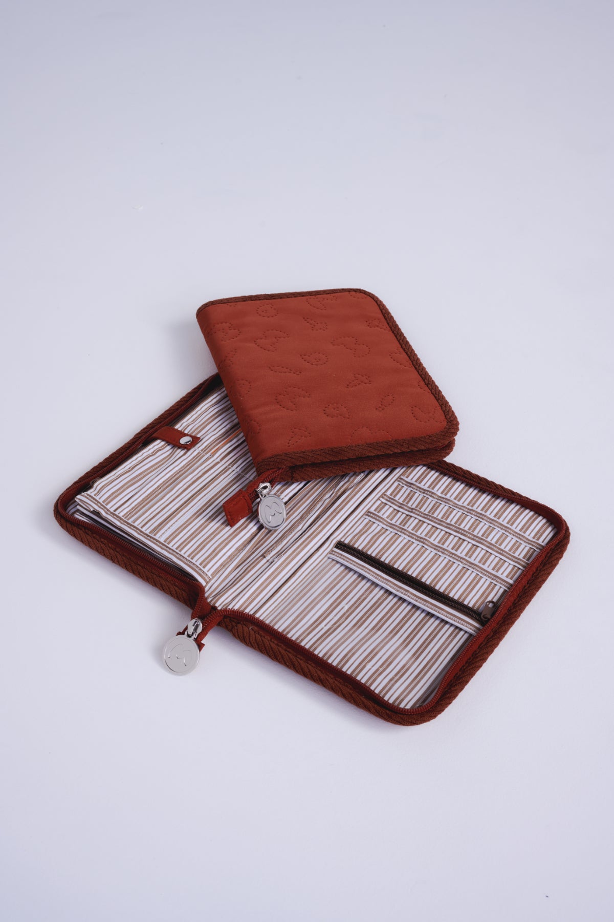 【SET 01】mamita マザーズバッグ セット - クリームベージュ & タータンチェック + 母子手帳ケース + オイルジェリー