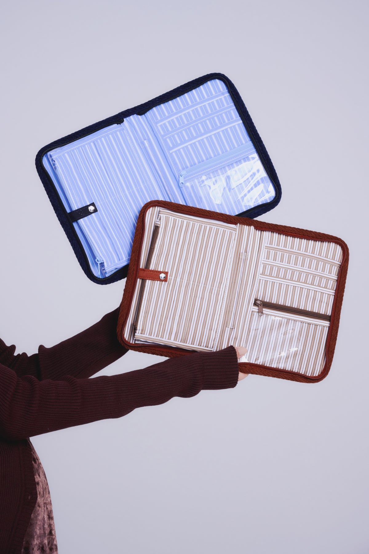 mamita 母子手帳ケース - ネイビー&ブルー ピンストライプ